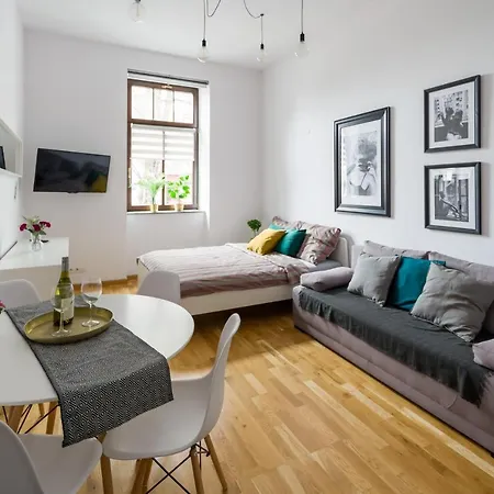 דירה Discover - 5 Borowickiej St - Next To Opera And Unity Centre