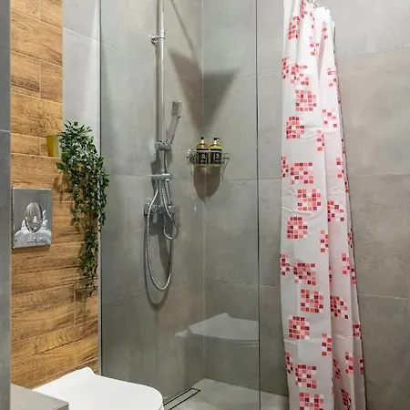 Discover - 5 Borowickiej St - Next To Opera And Unity Centre Apartment *