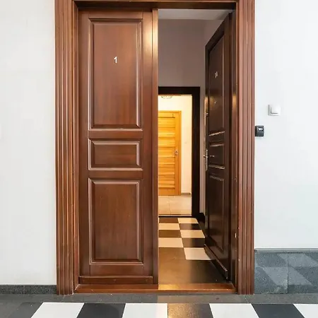 Apartment Discover - 5 Borowickiej St - Next To Opera And Unity Centre Krakow