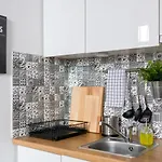 Апартаменты Discover - 5 Borowickiej St - Next To Opera And Unity Centre