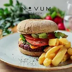 Discover - 5 Borowickiej St - Next To Opera And Unity Centre Апартаменты