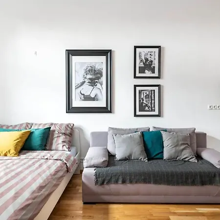 Апартаменты Discover - 5 Borowickiej St - Next To Opera And Unity Centre *