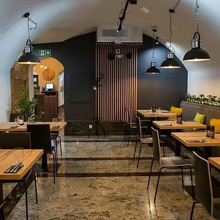 Discover - 5 Borowickiej St - Next To Opera And Unity Centre *